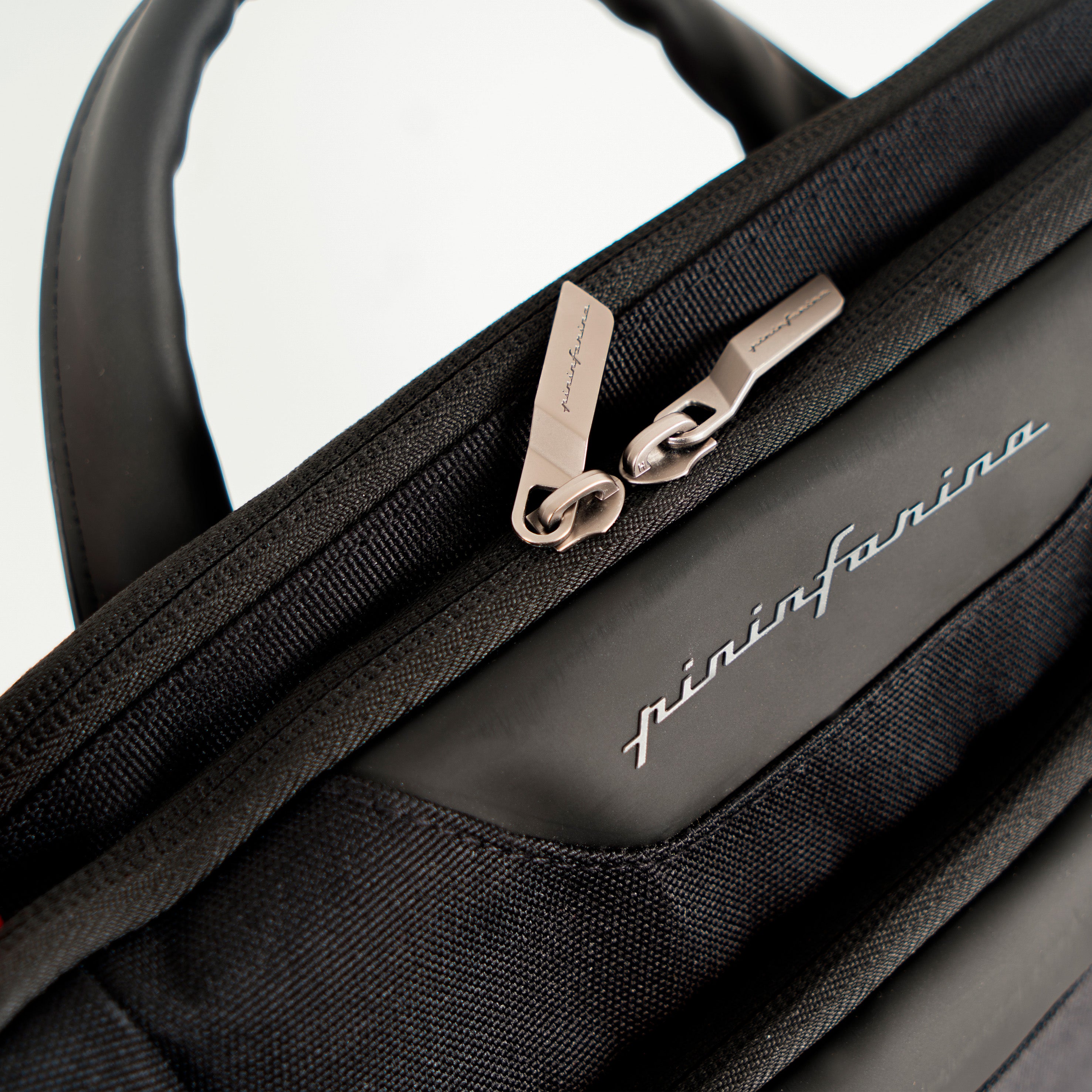 Pininfarina Dynamic Backpack – Ergonomic and Compact Design
