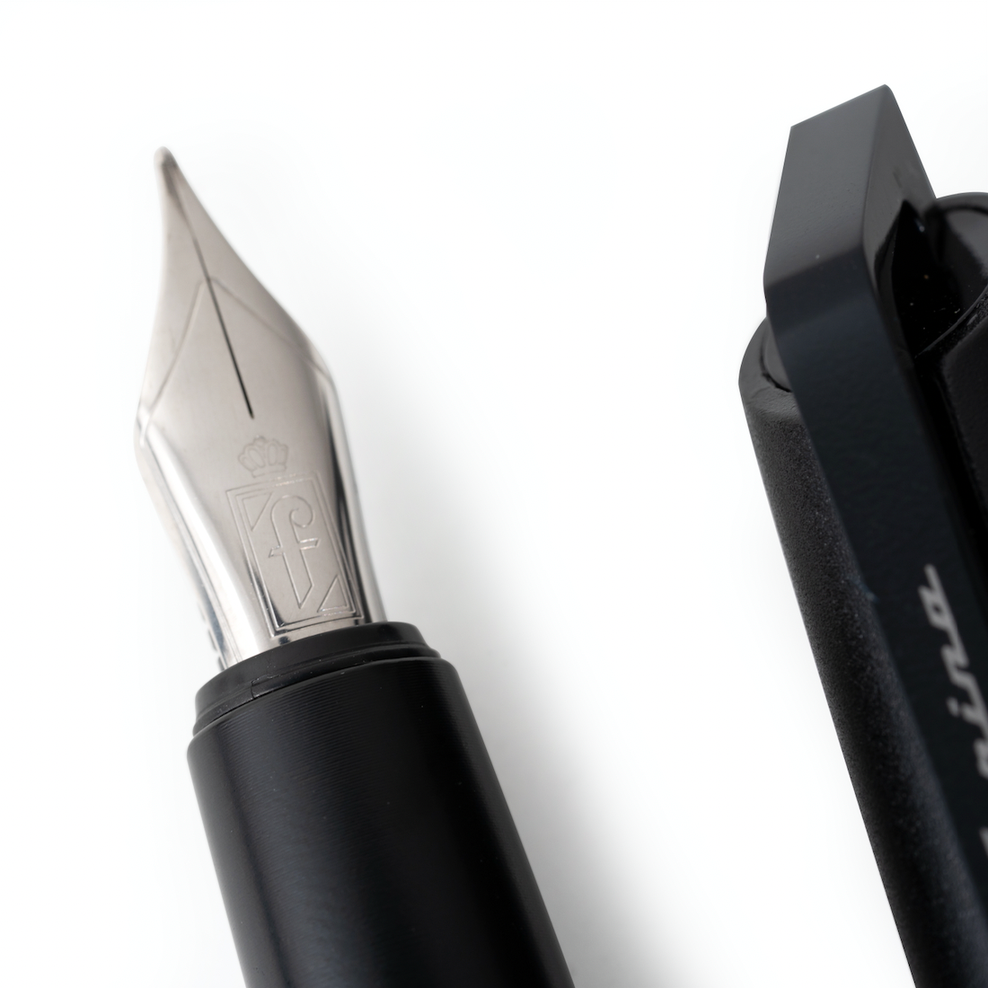 Pininfarina PF Go Fountain Pen