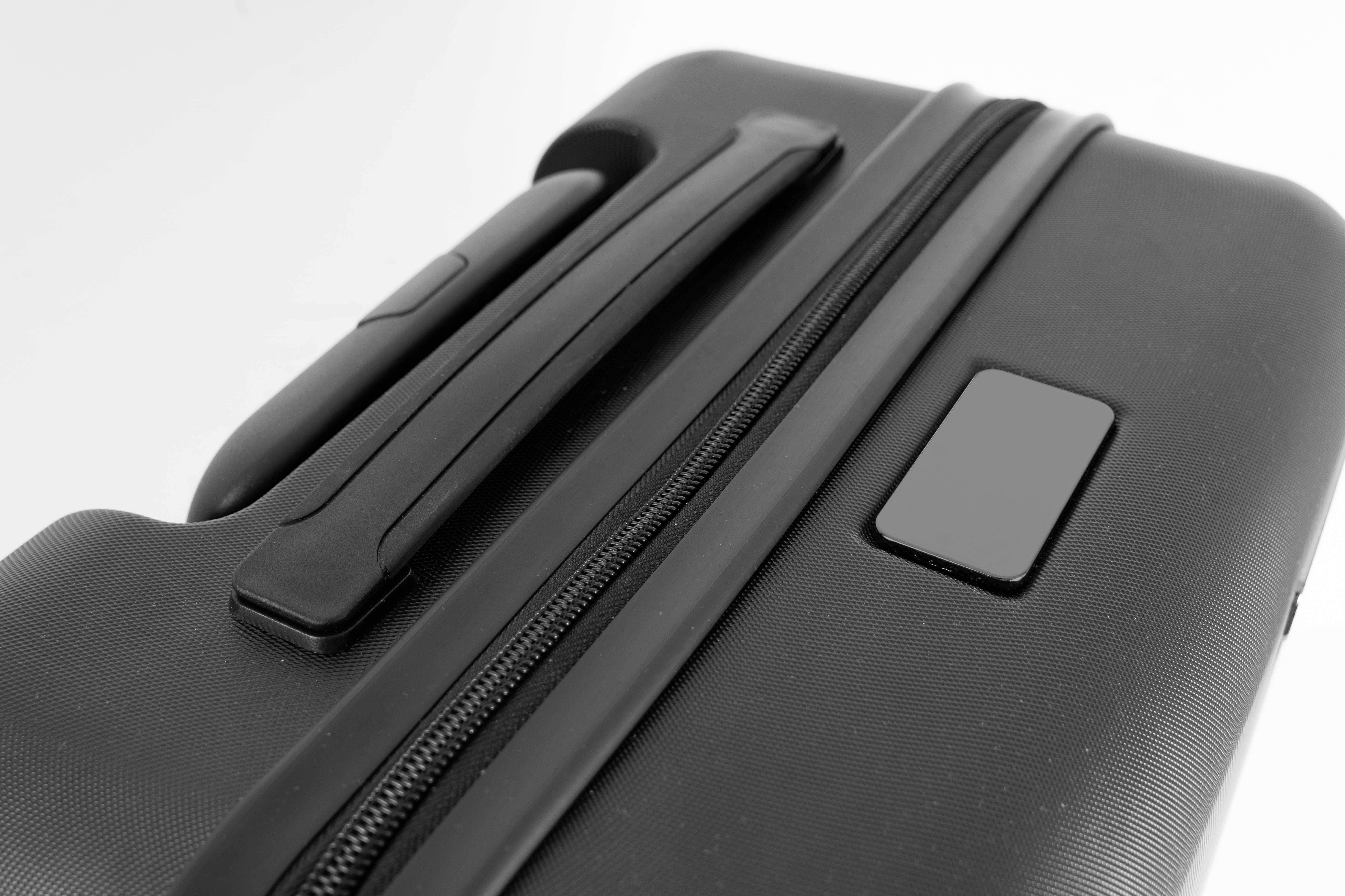 Pininfarina Trolley, Cabin Approved – Lightweight and durable trolley with wheels