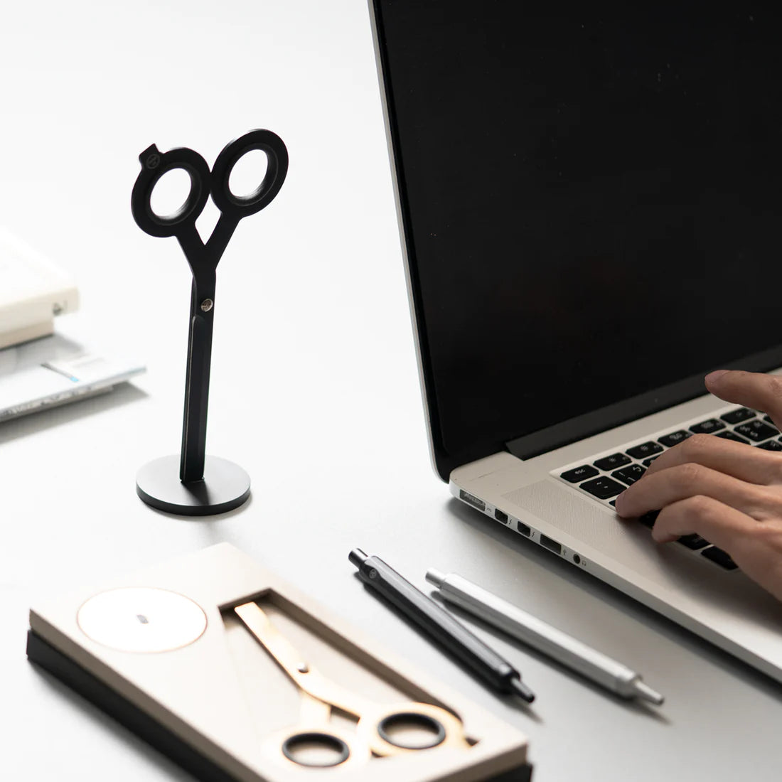 HMM Desk Scissors
