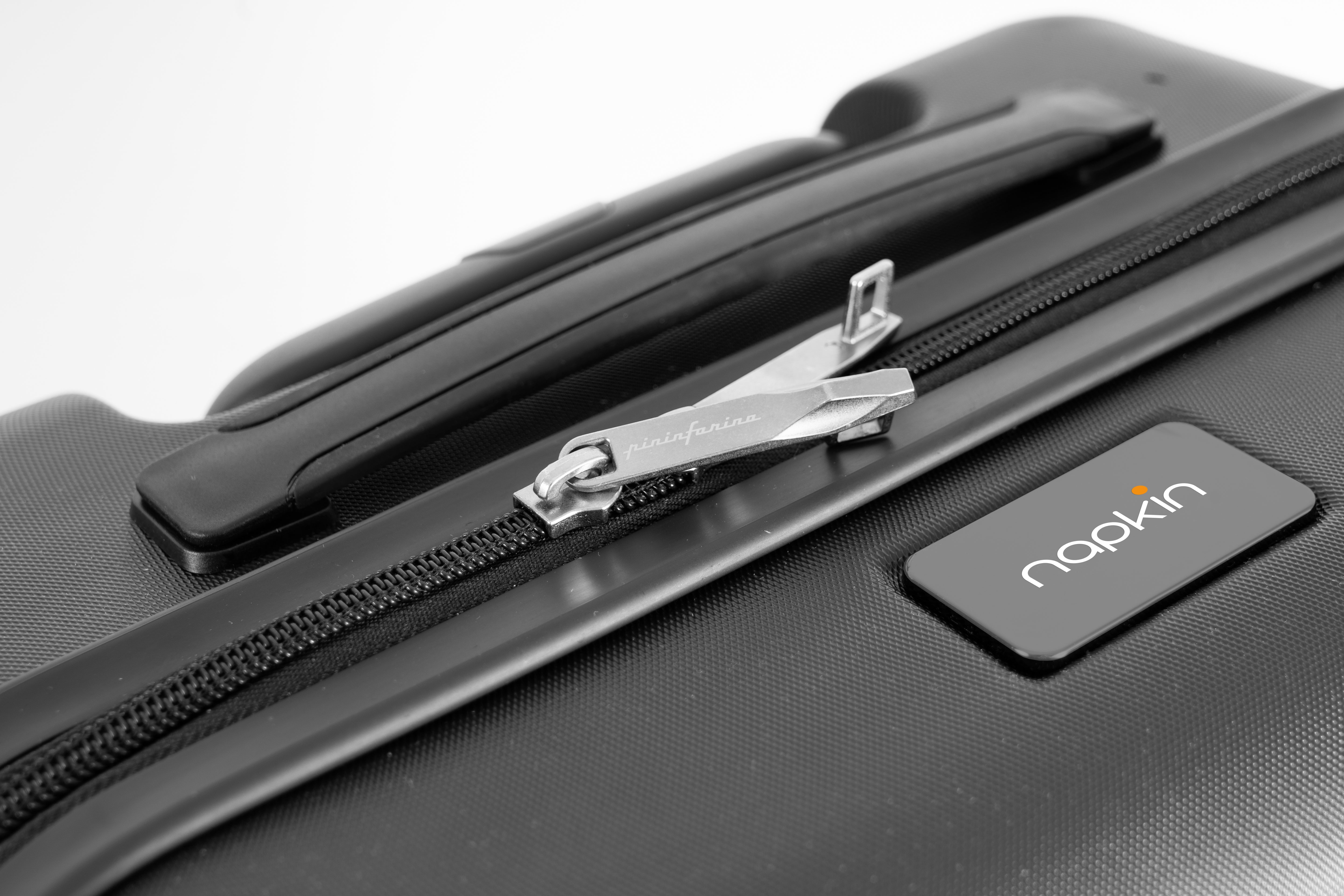 Pininfarina Trolley, Cabin Approved – Lightweight and durable trolley with wheels